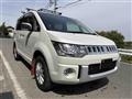 2017 Mitsubishi Delica D5