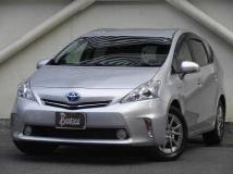 2013 Toyota PRIUS α