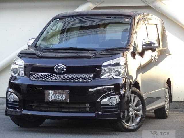 2013 Toyota Voxy