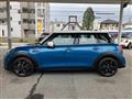 2021 BMW MINI