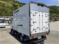 2020 Isuzu Elf Truck