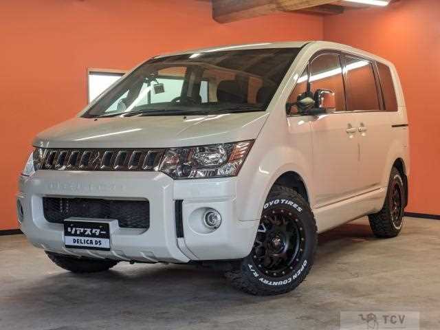 2018 Mitsubishi Delica D5