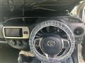 2016 Toyota Vitz
