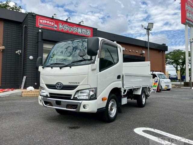 2017 Toyota Toyoace
