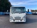 2018 Isuzu Elf Truck