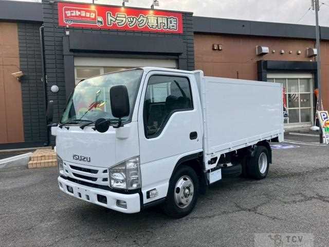 2020 Isuzu Elf Truck