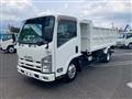 2014 Isuzu Elf Truck
