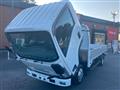 2020 Isuzu Elf Truck