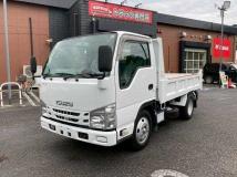 2016 Isuzu Elf Truck