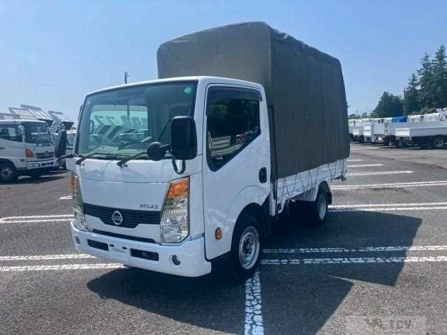 2013 Nissan Atlas