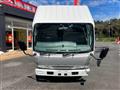 2020 Isuzu Elf Truck