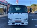2020 Isuzu Elf Truck