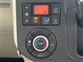 2013 Daihatsu Tanto