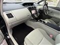 2014 Toyota PRIUS α