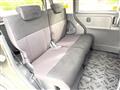 2011 Daihatsu Tanto
