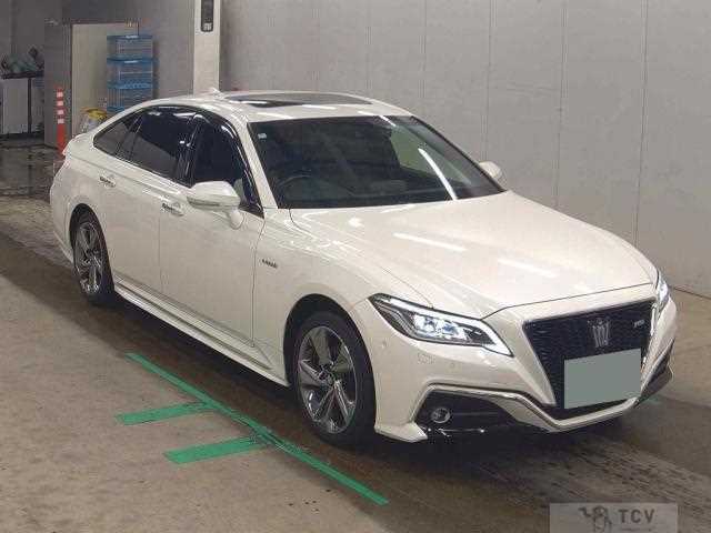 2018 Toyota Crown Hybrid