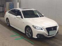 2018 Toyota Crown Hybrid