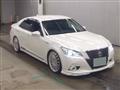 2015 Toyota Crown Hybrid