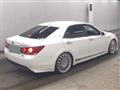 2015 Toyota Crown Hybrid