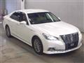 2015 Toyota Crown Hybrid