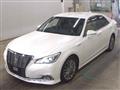 2015 Toyota Crown Hybrid