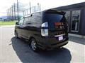 2005 Toyota Voxy