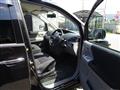2005 Toyota Voxy