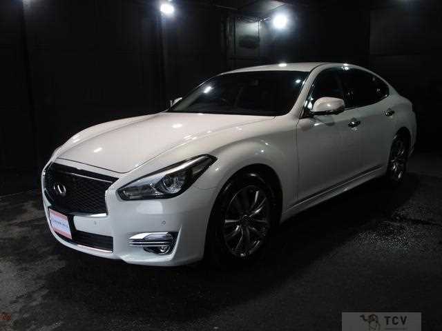 2015 Nissan Fuga