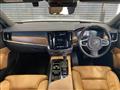 2017 Volvo V90