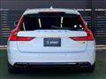 2017 Volvo V90