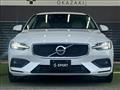 2022 Volvo V60