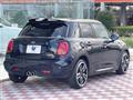 2021 BMW MINI