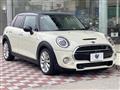 2019 BMW MINI