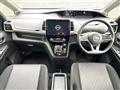 2022 Nissan Serena