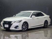 2016 Toyota Crown