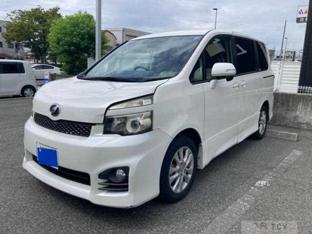 2011 Toyota Voxy
