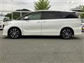 2015 Toyota Estima