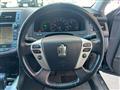 2012 Toyota Crown