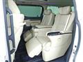 2023 Toyota Alphard Hybrid