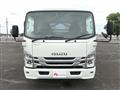 2023 Isuzu Elf Truck