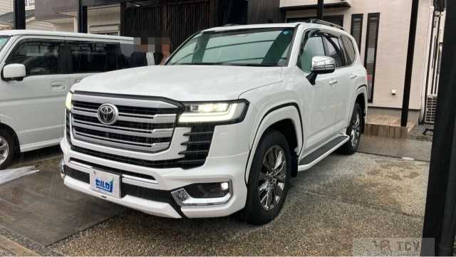 2025 Toyota Land Cruiser