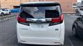 2017 Toyota Alphard Hybrid