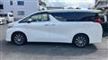 2017 Toyota Alphard Hybrid