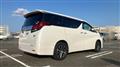 2015 Toyota Alphard Hybrid