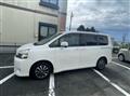 2010 Toyota Voxy