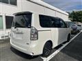 2010 Toyota Voxy