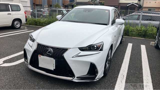 2018 Lexus IS
