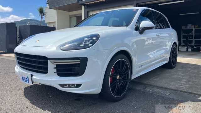 2017 Porsche Cayenne