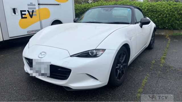 2023 Mazda Roadster