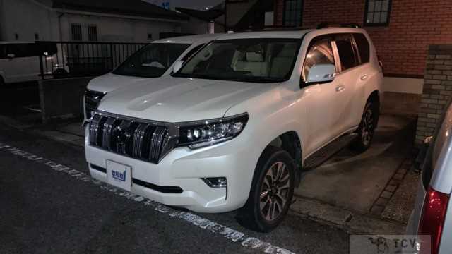 2022 Toyota Land Cruiser Prado
